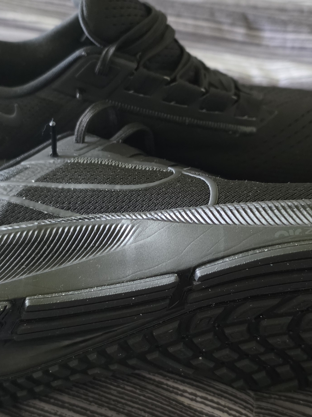 Nike Men's Black Athletic Running Shoes — All-Black Trainer